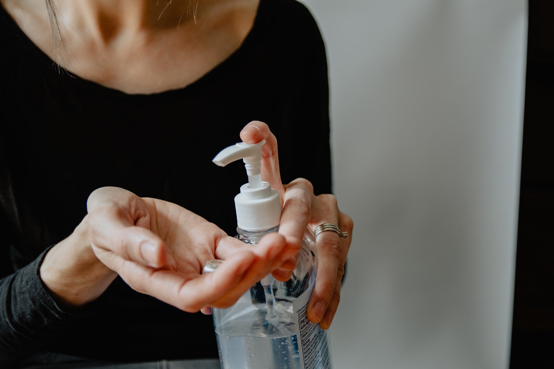 DIY: How to Make Your Own Hand Sanitizer at Home